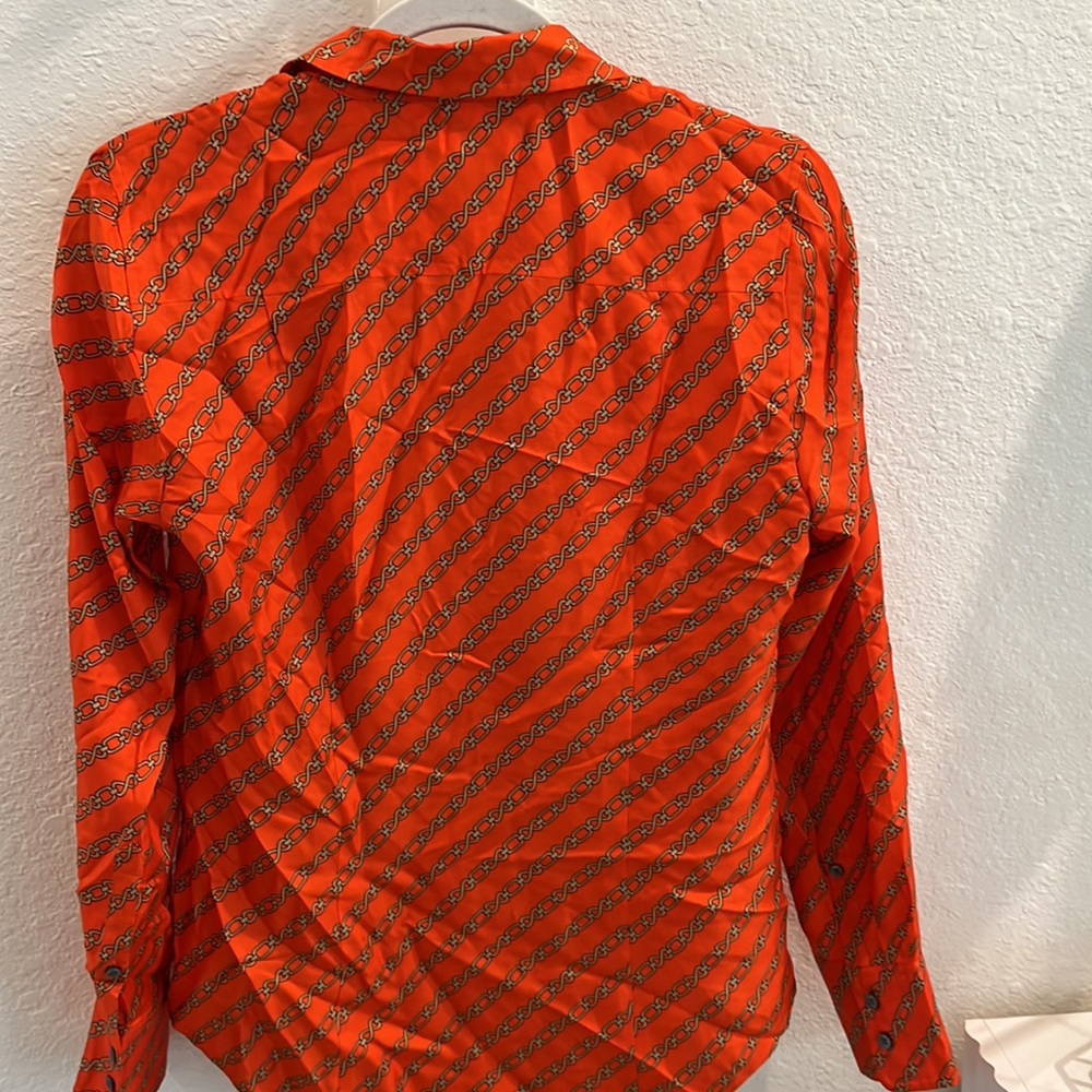 Patterned Button-Down Top - Picture 2 of 3